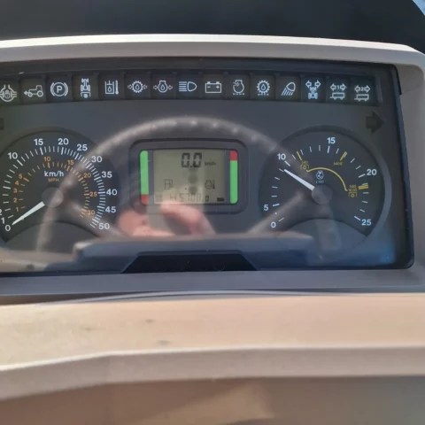 WhatsApp Image 2025-05-28 at 09.49.49 (5) WhatsApp Image 2025-05-28 at 09.49.49 (5)