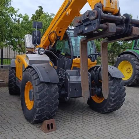 WhatsApp Image 2025-05-28 at 08.59.04 (2) WhatsApp Image 2025-05-28 at 08.59.04 (2)